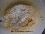 mezclar con la harina para formar masa de galletas