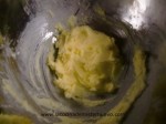 mezclar mantequilla y azucar